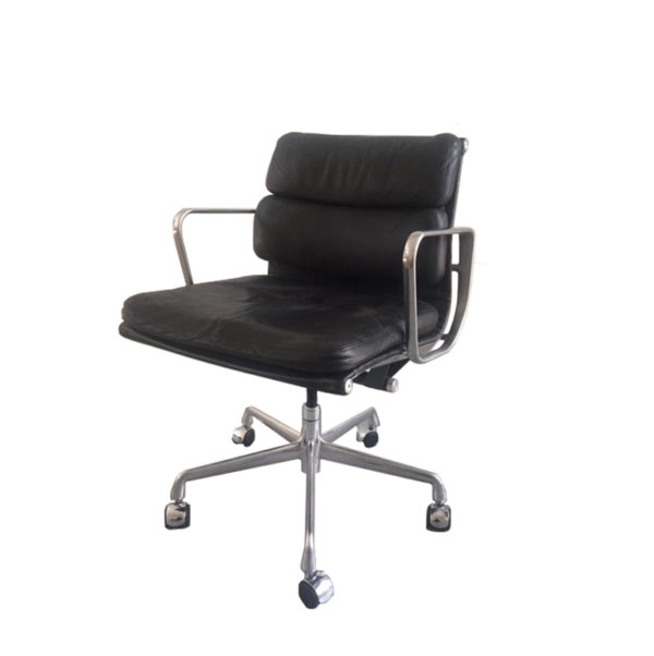 Soft Pad office chair, produced by Herman Miller for ...