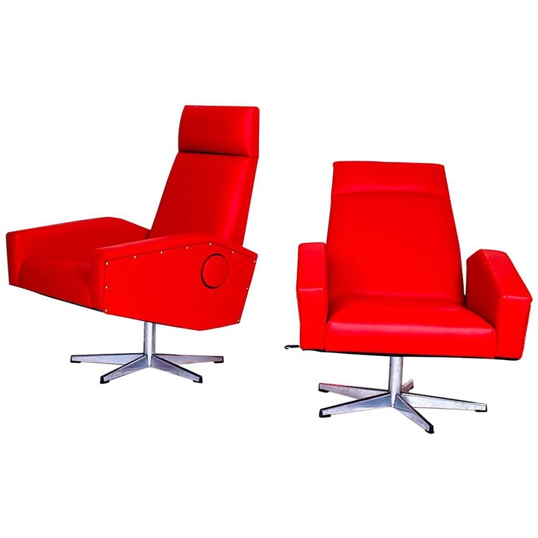 Pair of Adjustable Armchairs