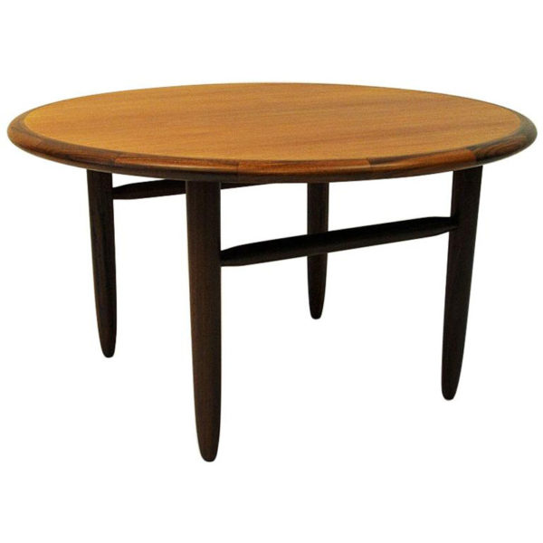 Round Vintage Teak coffee table by Aase Dreieri 1958 - Norway Round Vintage Teak coffee table by Aase Dreieri 1958 - Norway