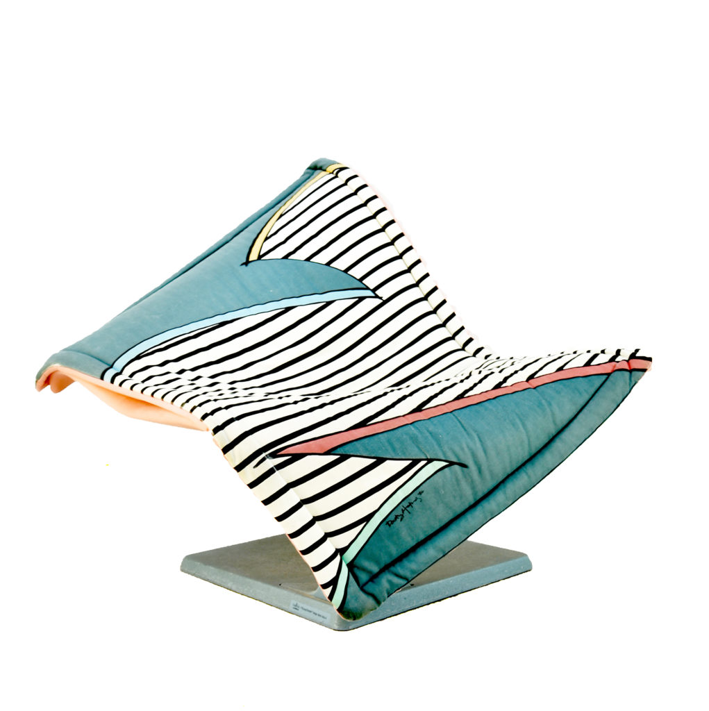 ‘The Flying Carpet’ Lounge Chair by Simon Desanta, Fabric Design by Dorothy Hafner, Rosenthal, Germany 1983