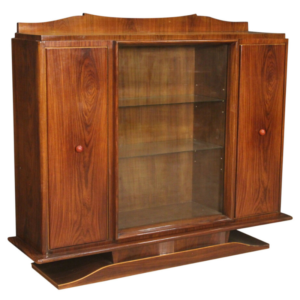 Italian showcase in wood with three doors
