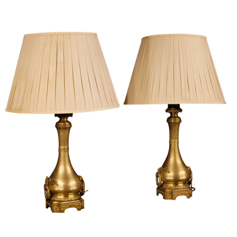 Antique pair of French lamps in gilt bronze and brass from 19th century