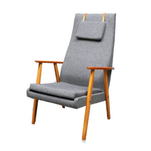 Vintage lounge chair