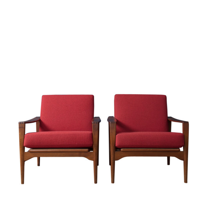 Mid-Century Danish Model Ek Lounge Chairs by Illum Wikkelsø for Niels Eilersen