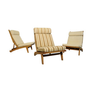Rare solid oak lounge chairs by Hans J. Wegner for AP Stolen, Denmark 1960s