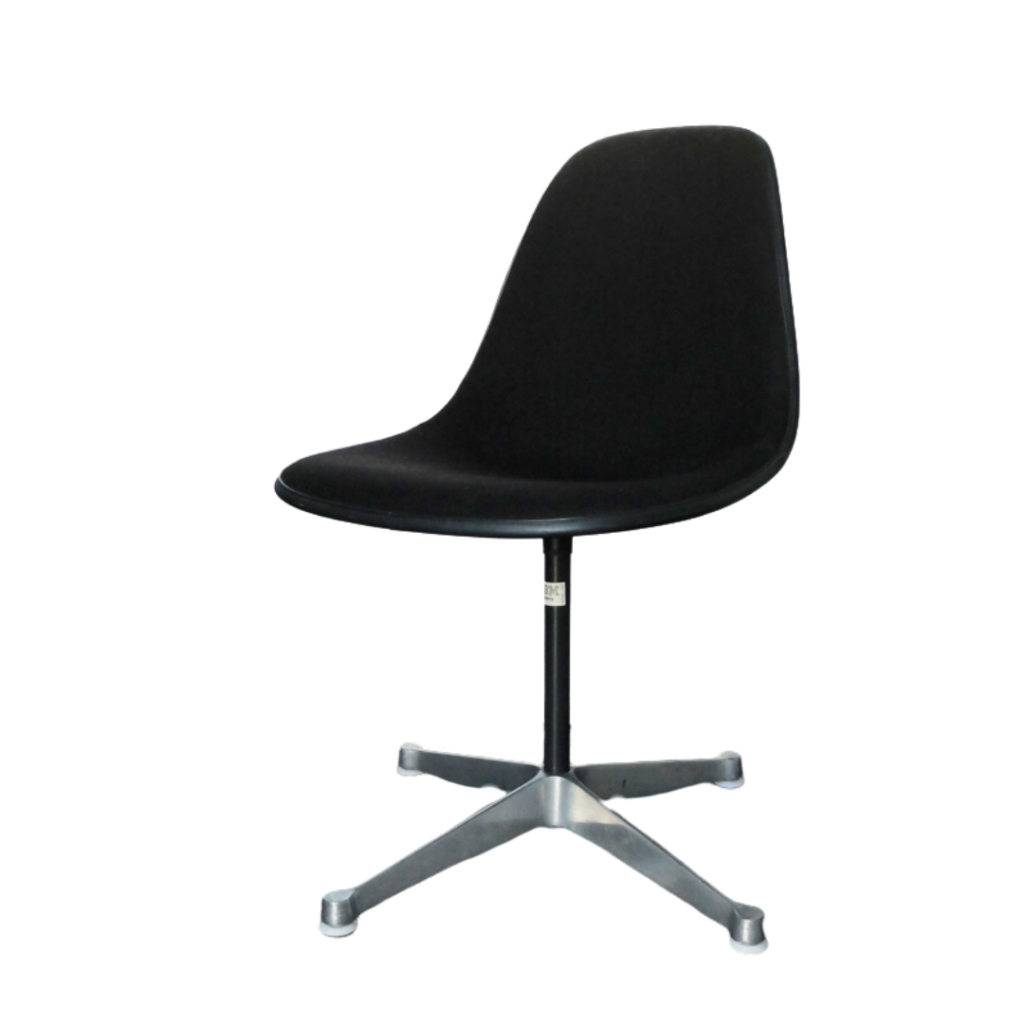 Black Eames Swivel Office Chair by Herman Miller, 1980s IBM Desk chair