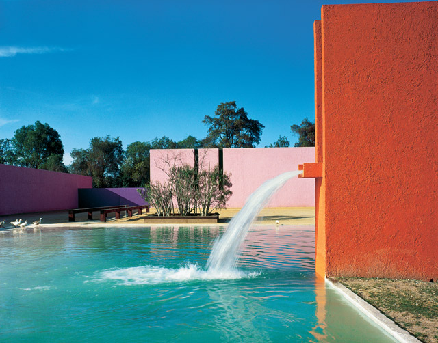The most amazing swimming pool in Twentieth Century - Design Addict