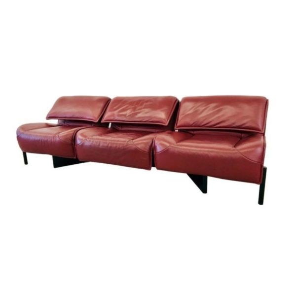 Cassina Veranda 123 3seater sofa in Burgundy leather by Vico Magistretti vintage design
