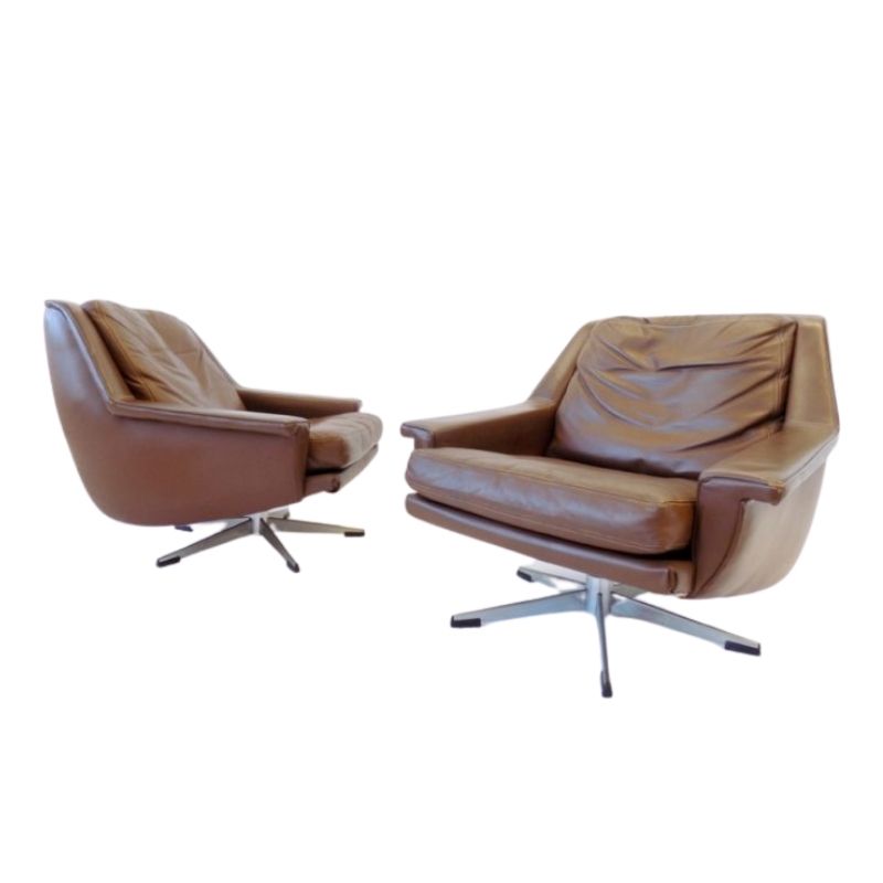 Esa Model 802 Pair Of Brown Leather, Leather Easy Chairs Brown