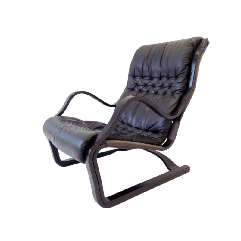 Asko Koivutaru black leather armchair by Esko Pajamies