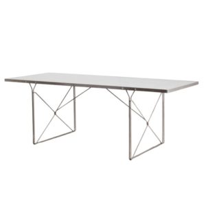 Niels Gammelgaard moment dining table