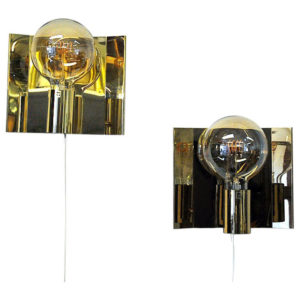 Norwegian brass pair of Høvik wall lamps mod 7382 from the 1970s