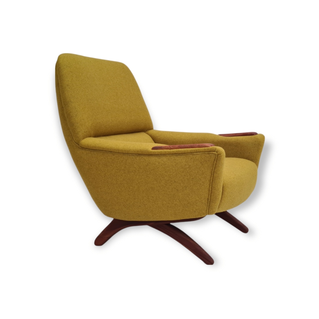 Danish design by Leif Hansen, 60s, completely reupholstered easy chair model 62