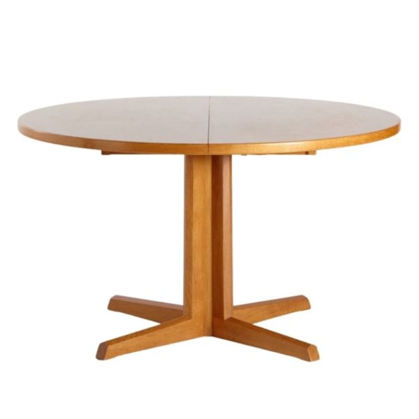 Gudme Møbelfabrik oak dining table Gudme Møbelfabrik oak dining table