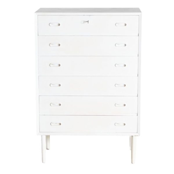 Chest of drawers painted in white