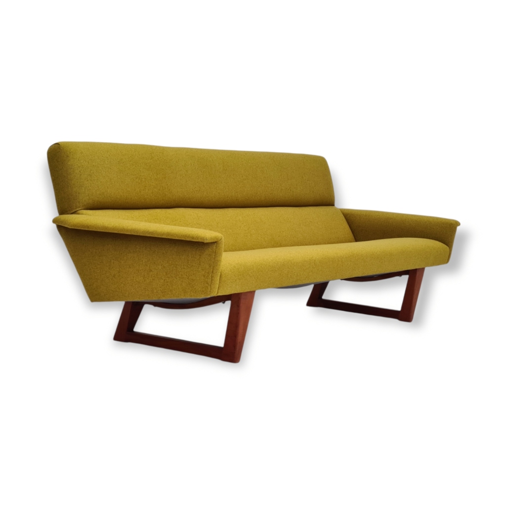 Danish design by Illum Wikkelsø, 60s, 3 pers. sofa model H.M.113, reupholstered