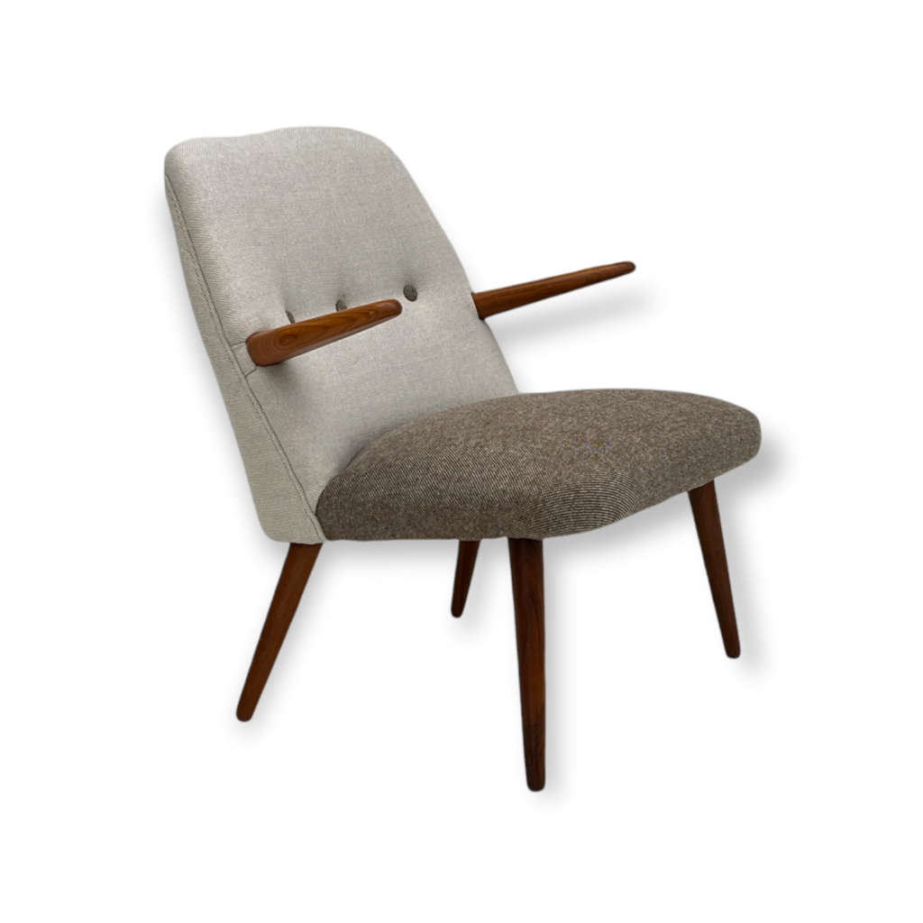 Danish vintage armchair in Kvadrat furniture wool and teak wood, 1960s