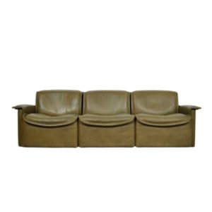 Original buffalo leather 3-seater sofa, model DS-12 by De Sede, 1970s Switzerland