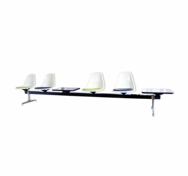 Banc EAMES édition Vitra 1970 fibre de verre
