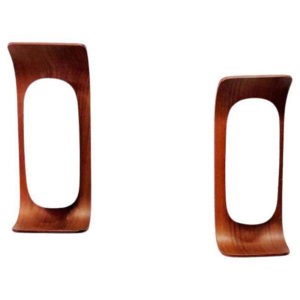 Lovely Goffredo Reggiani pair of teak wall lamps by Reggiani Illuminazione Italy 1960s
