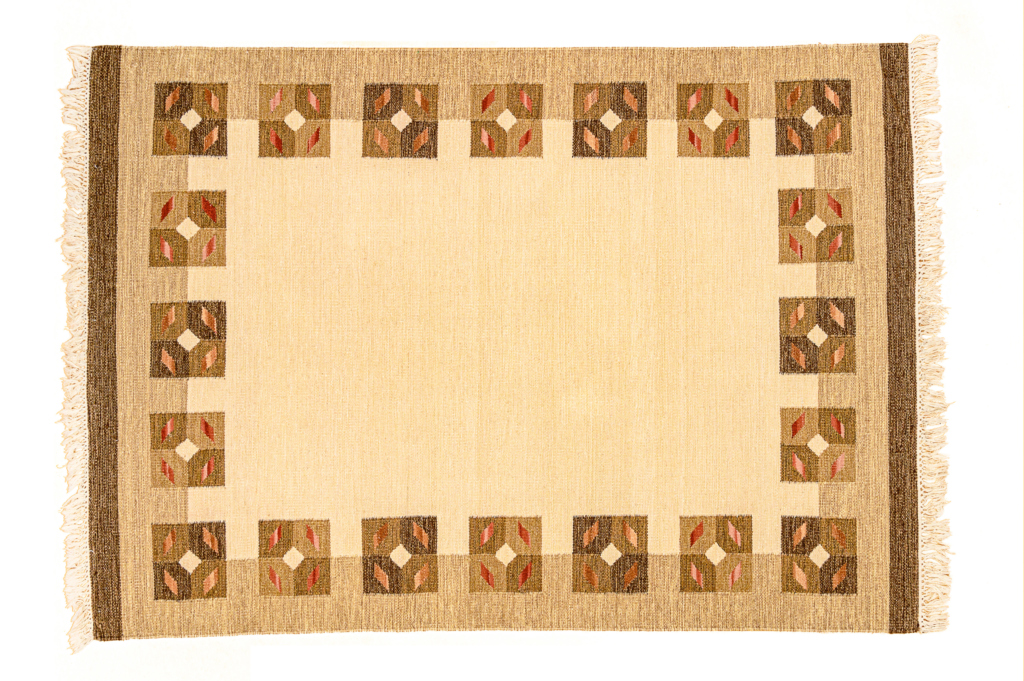 Scandinavian 20th century modern rug. 200 x 142 cm (79 x 56 in)