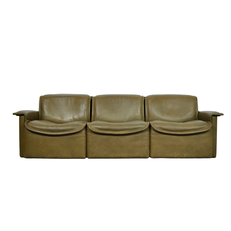 Original buffalo leather 3-seater sofa, model DS-12 by De Sede, 1970s Switzerland