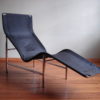 Tord Björklund Skye Chaiselongue, black Leather and Chrome