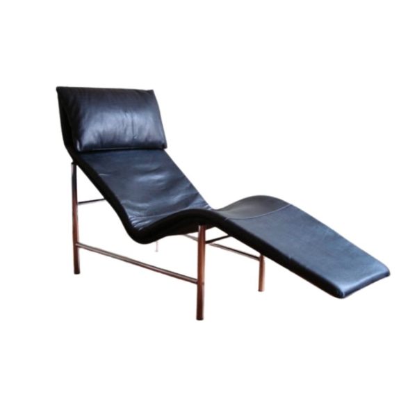 Tord Björklund Skye Chaiselongue, black Leather and Chrome