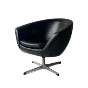 Mid century Swedish 1960’s swivel ‘pod’ chairs by Overman