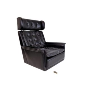 Leather armchair by Holtmann Möbelmanufaktur