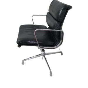 Soft pad EA208 charles eames édition Herman Miller