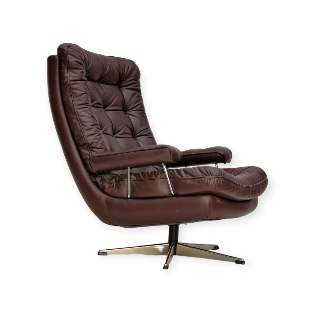 1970s, Vintage Danish swivel leather armchair, leather, original condition.