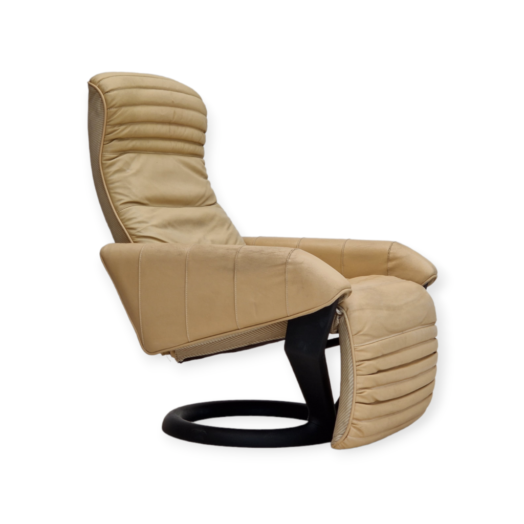 1980s, Danish design by Steen Ostergård for Bramin Møbler. “Action Recliner” relax chair.