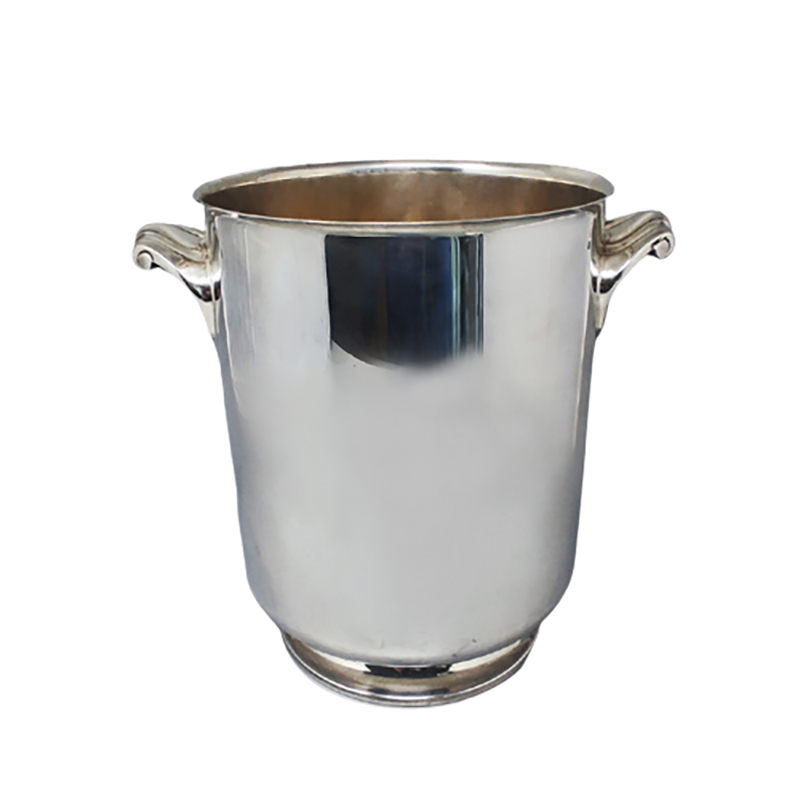 1950s Gorgeous Ice Bucket by Christofle in Silver Plated. Made in France