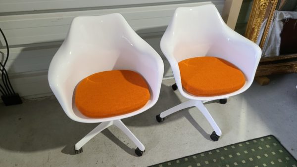 Executive Tulip Armchair By Eero Saarinen Knoll