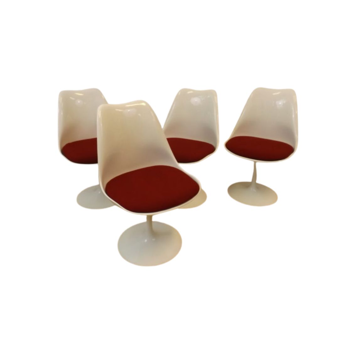 Set of 4 Tulip Chairs Eero Saarinen