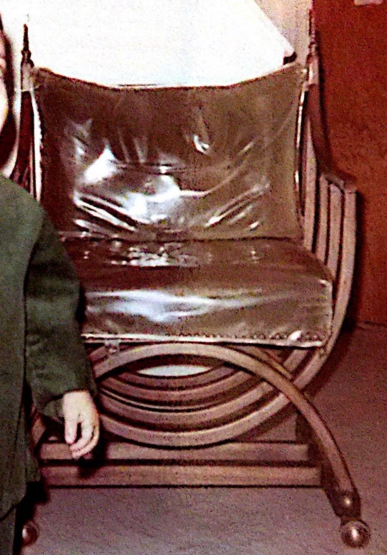 1556457287-1963-Chair.jpg