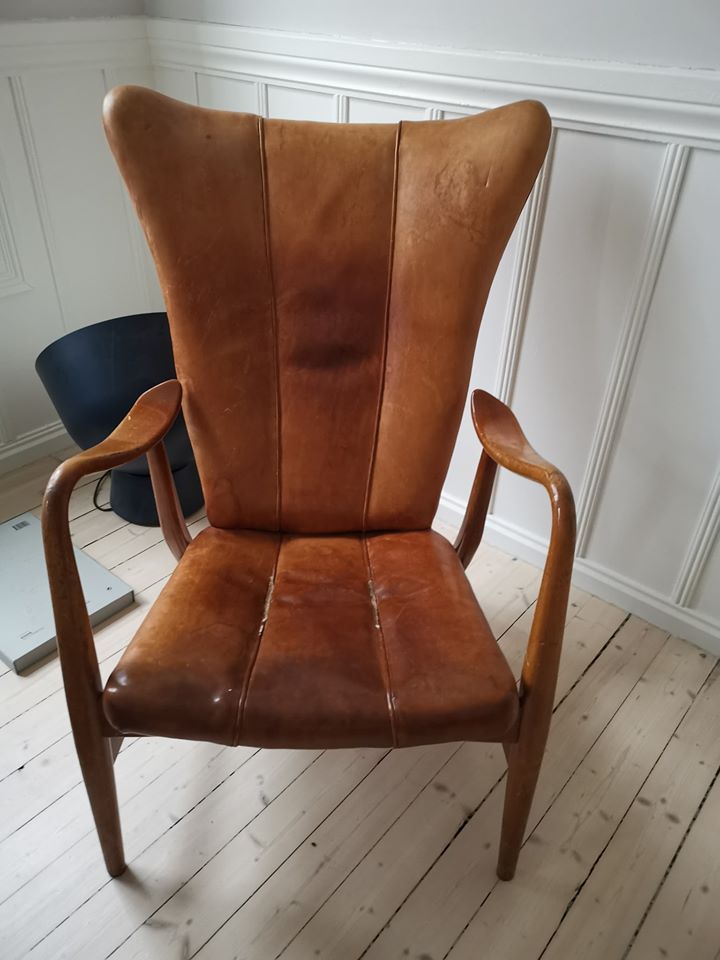 1584291006-madsen-and-schubel-style-chair2.jpg