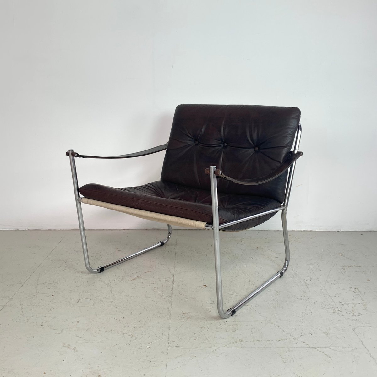1611685158-vintage-chrome-and-leather-safari-chair-1970s-12.jpg
