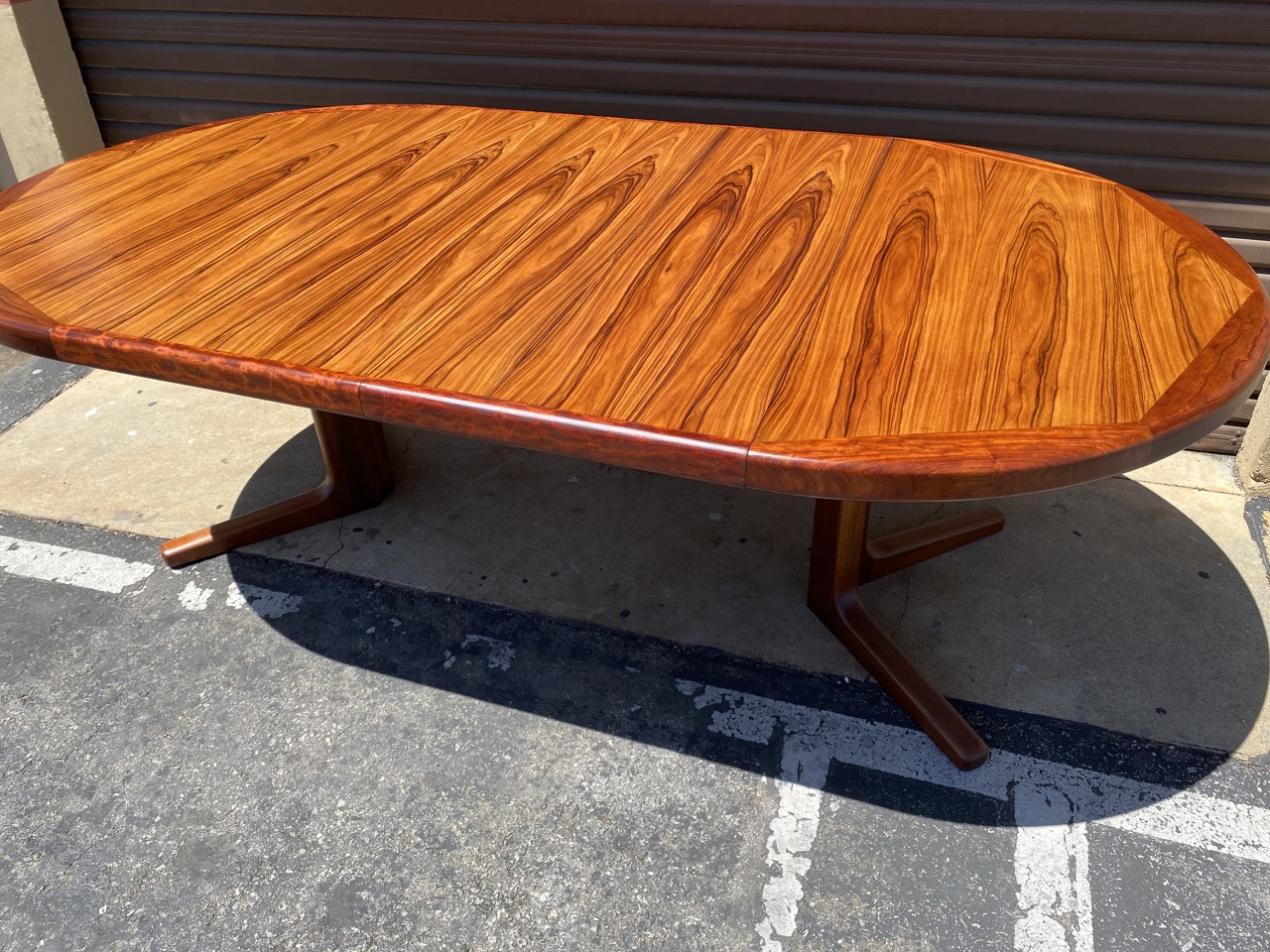 1621215196-vejle-rosewood-dining-table-1.jpg