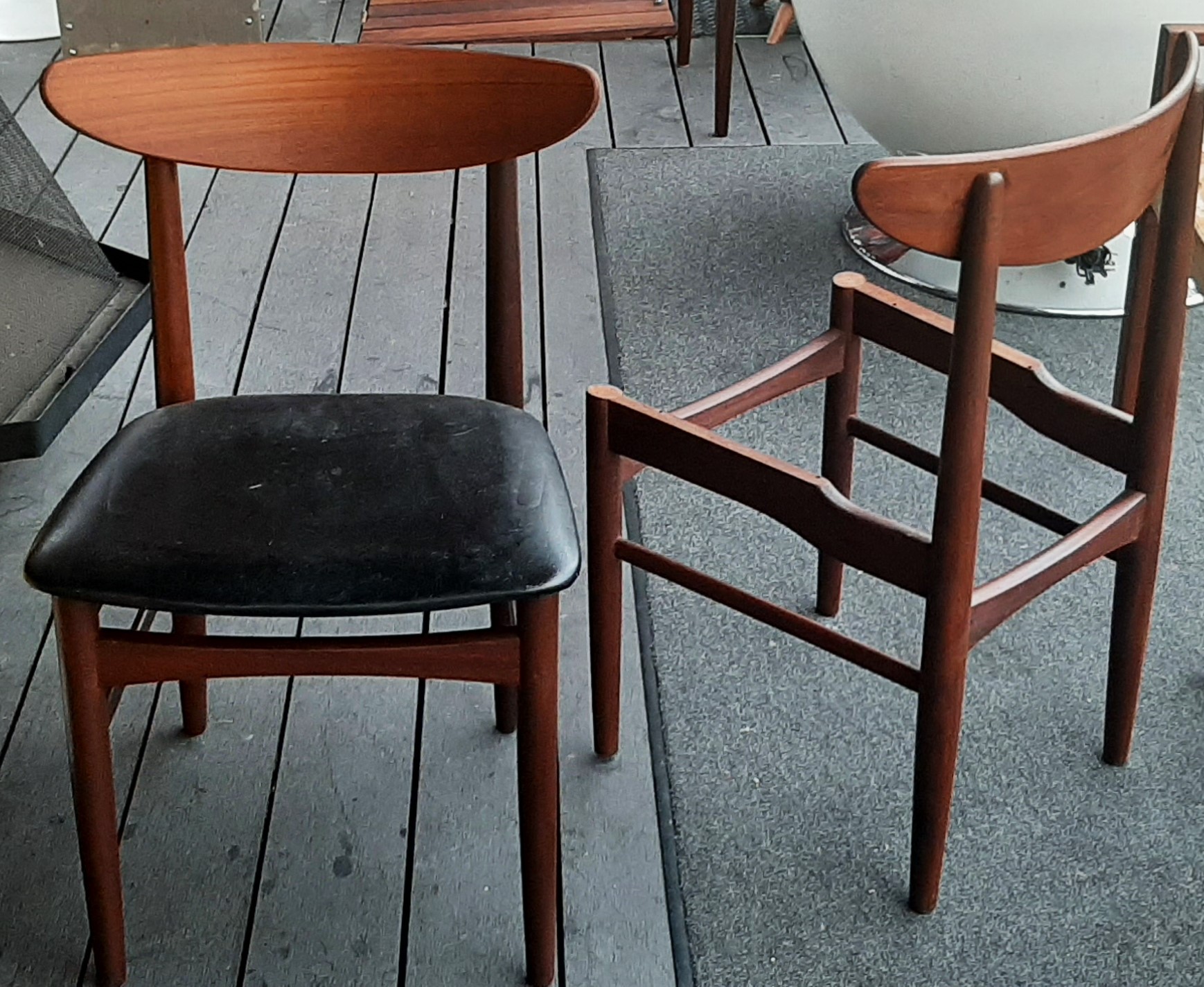 1631719870-Teak-dining-chairs-Danish.jpg