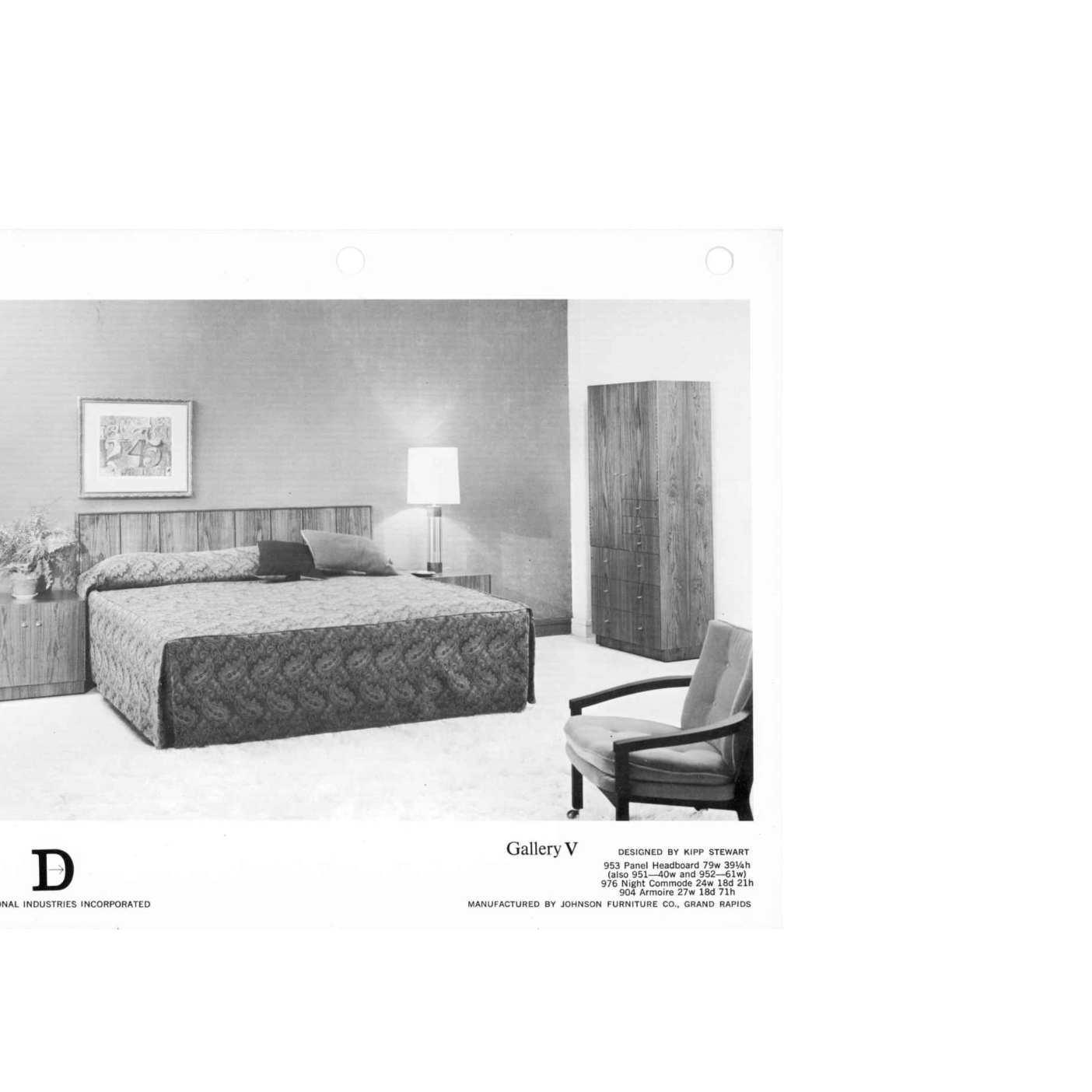 1639581435-DirGalV-Bedroom.png